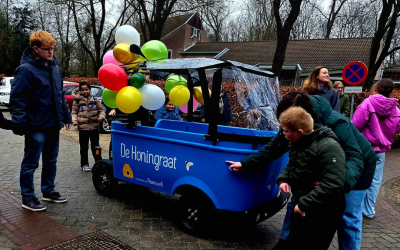 Nieuwe BSO-bus dankzij Rabo Impactfonds Bollenstreek