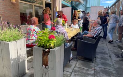 Buurtkamer de Wetering versterkt met Stichting Schulphulpmaatje